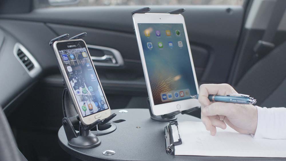 JourniDock Car Docking Station with iPad and iPhone JourniDock Docking Station for Driver and Passenger